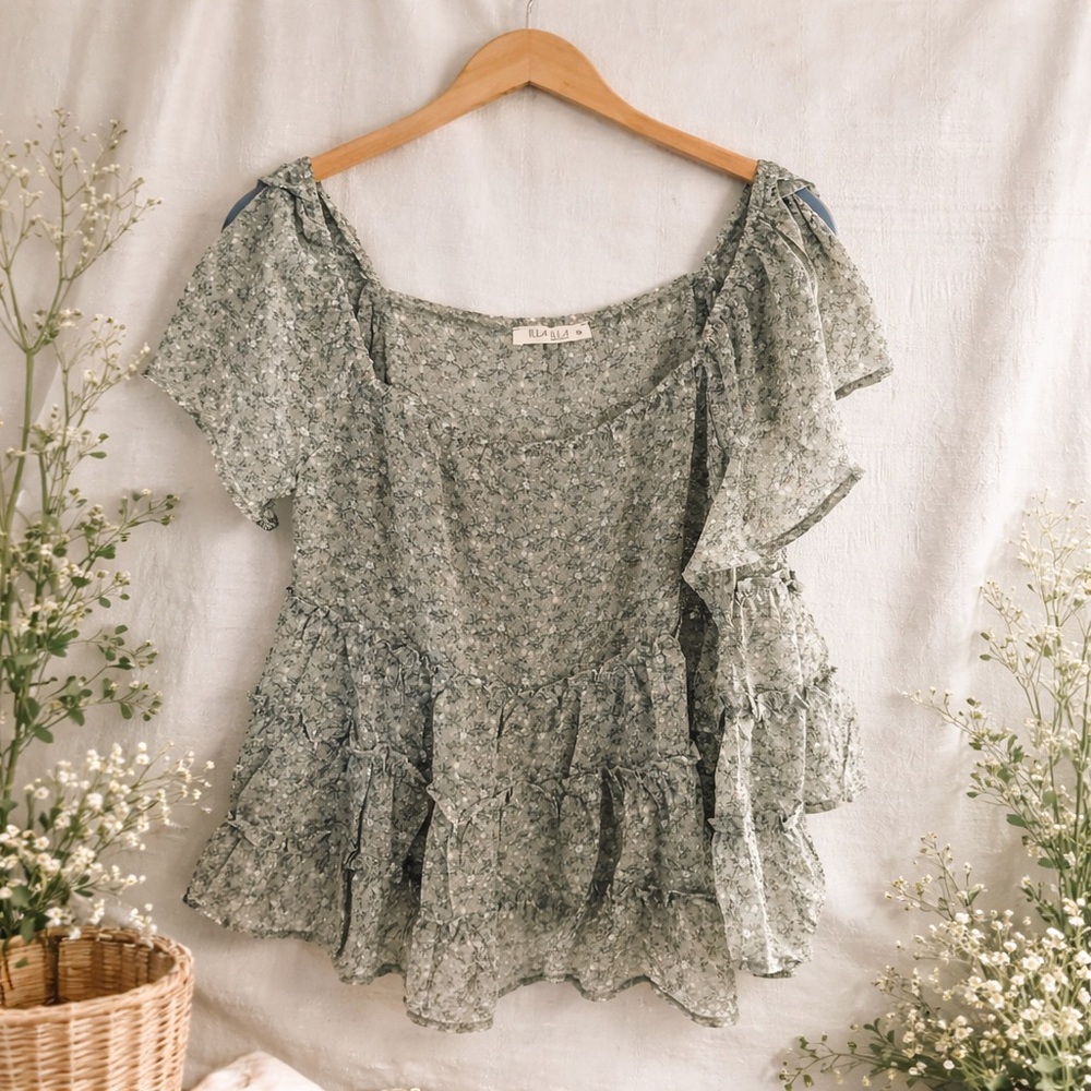 ILLA ILLA Blue Floral Ruffle Blouse